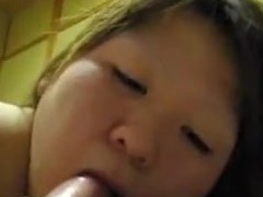 Asian beauty sucks and licks his wang like a popsicle full of fruity flavors. She takes her popsicle and makes sure it doesn’t melt before this hottie is able to smack all of the flavors of cum accessible in this amateur blowjob vid .